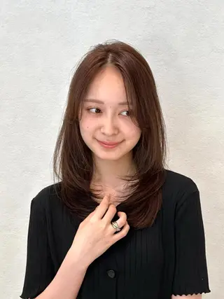 セミロング カラー パーマ 🫧小顔×似合わせ× 透明感カラー🫧のヘアスタイル