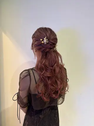 ロング ヘアアレンジ TRUNK所属・大阪／ハイトーン ／アレンジ／りなのヘアスタイル