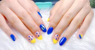 ネイル 小島 阿佑美のネイルデザイン