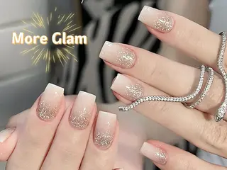 ネイル MoreGlam Nailsのネイルデザイン