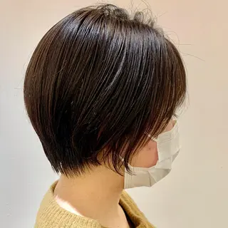 ショート カラー tasty priv ate gardenのヘアスタイル