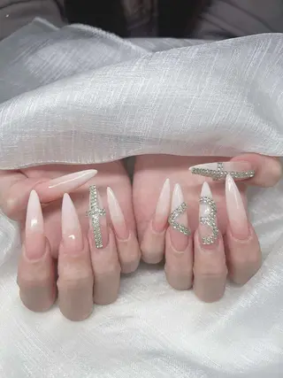 ネイル Lee Nailsのネイルデザイン