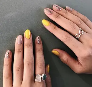 ネイル ゲン レイカのネイルデザイン