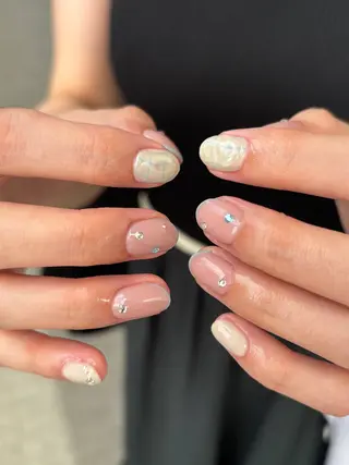 ネイル SALON VILLAGE Aoyama 2nd.所属・堀川 祐里のネイルデザイン