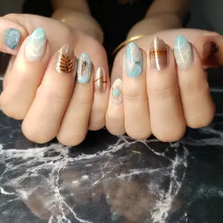 ショート ネイル クロキ 。のネイルデザイン