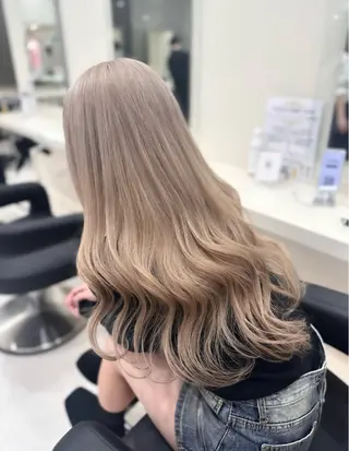 ロング 🎀淡めモテカラー WAKANA🎀のヘアスタイル