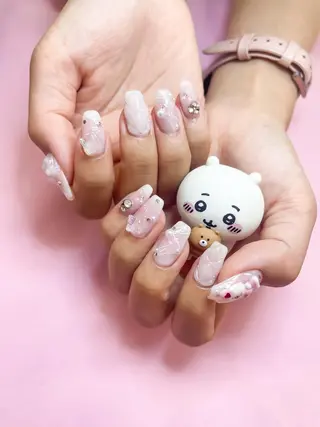 ネイル 五十嵐 美智のネイルデザイン