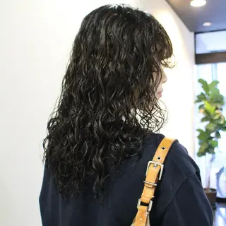 セミロング パーマ カーリーパーマ/ 透明ｶﾗｰ/MIKUのヘアスタイル