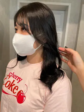 セミロング カラー ナチュラル透明感🌱 小山美樹子のヘアスタイル