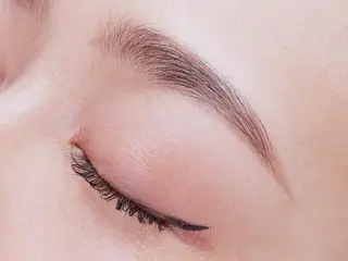 アイブロウ LASH BAR天王寺店所属・LASH BAR  友久のマツエク・マツパデザイン