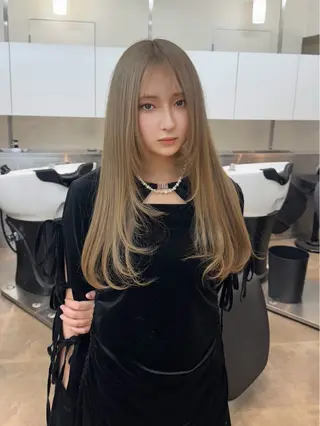 ロング カラー カラー特化型美容師 保住のヘアスタイル