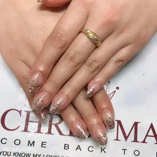 ネイル Guarendo錦糸町店所属・ガレンドウ 白澤 愛子のネイルデザイン