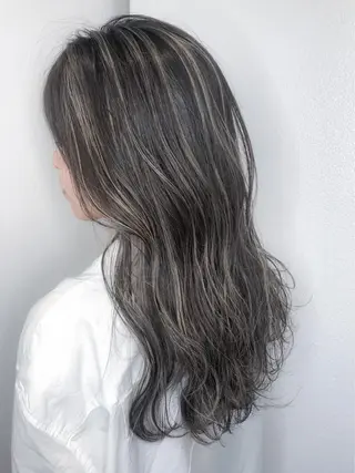 ロング カラー TWIN【トゥイン】所属・👑似合わせレイヤー が好評👑佐久田のヘアスタイル