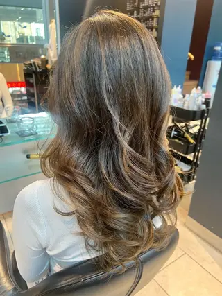 ミディアム カラー 舟橋 瑞稀のヘアスタイル