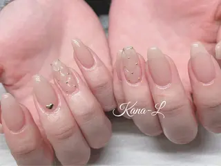 ネイル 芦辺 香奈のネイルデザイン