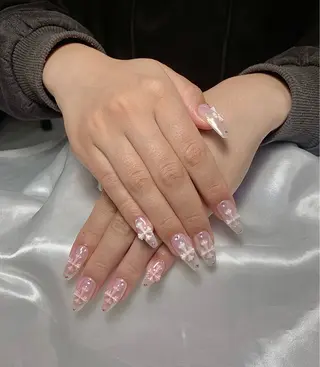 ネイル Lily nails studioのネイルデザイン