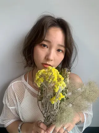 ミディアム カラー ヘアアレンジ キッズ ネイル マツエク・マツパ アイブロウ 透明感カラー/推しカ ラー☁️JURAのヘアスタイル