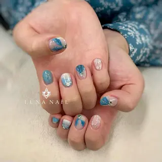 ネイル アトリエ　ミモザ所属・いまむら あかりのネイルデザイン