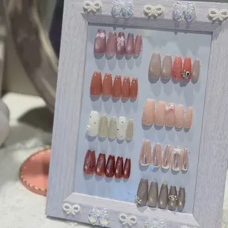 ネイル nailsalon moe.所属・yume 大人ガーリーネイルのネイルデザイン