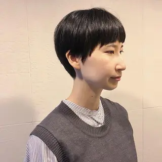 ショート 長井 美佳のヘアスタイル