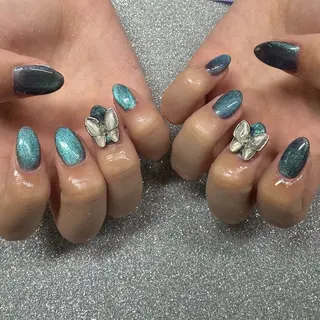 ネイル VIERU 🌈🎀💖のネイルデザイン