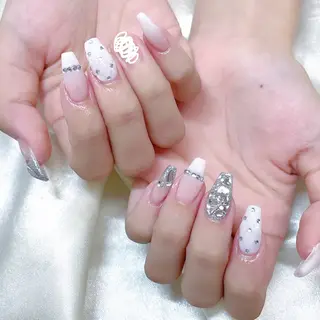 ネイル misaki 🩰‎🤍🎀のネイルデザイン