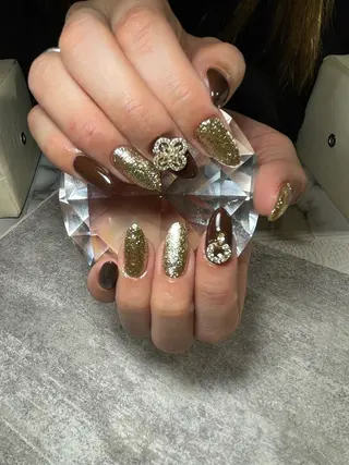 ネイル 蓑原 佳央里のネイルデザイン