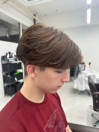 メンズ ニュアンス/フェザー /ウルフ/伶馬のヘアスタイル