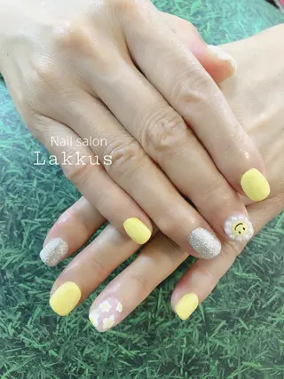 ネイル Lakkus T－Mのネイルデザイン