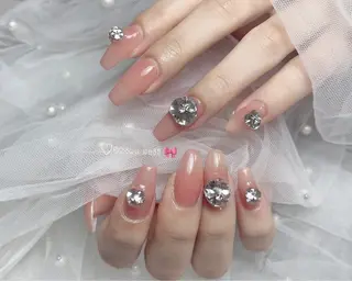 ネイル 〜Shine Nail〜【サイナネイル】パラジェル／ 長さだし／持ち込み／ワンホン／フィルイン所属・shine 🎀 長さだし&デザインのネイルデザイン