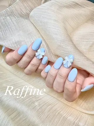ネイル RAFFINE 月🦋🩵のネイルデザイン