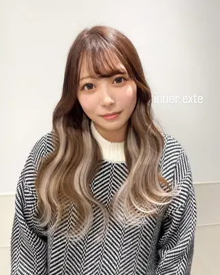 ロング りおな/エクステ /ミルクティーカラーのヘアスタイル