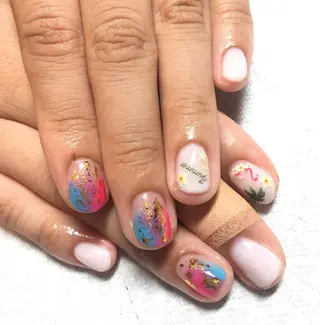 ネイル THECOLORS所属・近貞 莉奈のネイルデザイン