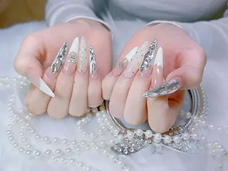 カラー ZIN RUBYNAILのネイルデザイン