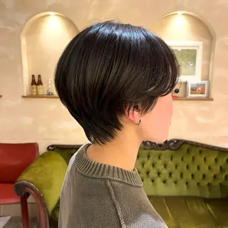 ショート 青山 莉奈のヘアスタイル