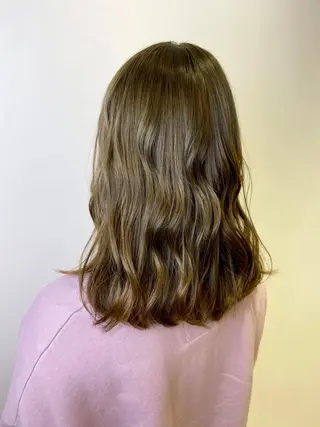 ミディアム カラー 🐺ウルフ/レイヤー 似合わせ‎🤍沙羅のヘアスタイル