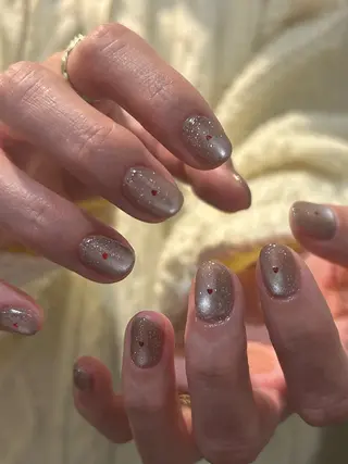 ネイル née高橋 梨菜のネイルデザイン