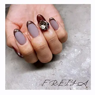 ネイル FREIYA所属・FREIYA マツエク、ネイルのマツエク・マツパデザイン