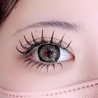 マツエク・マツパ Haruna🎀 南森町/完全個室のマツエク・マツパデザイン