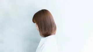 ミディアム カラー 馬場 菜乃夏のヘアスタイル