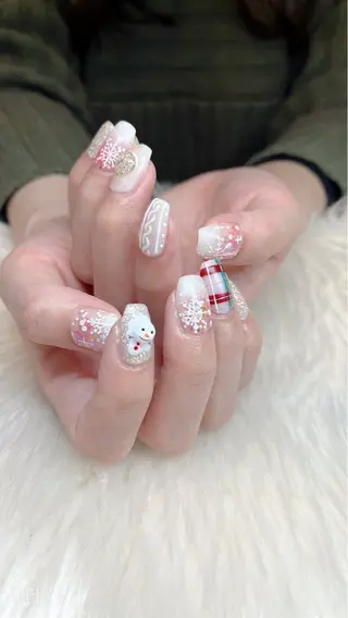 ネイル ティーエヌ 金山駅東口店のネイルデザイン