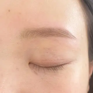 アイブロウ elblink manaのマツエク・マツパデザイン