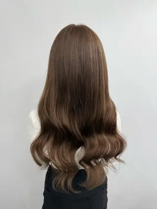 ロング カラー 𝙃𝘼𝙍𝙐🎀 韓国×エクステのヘアスタイル