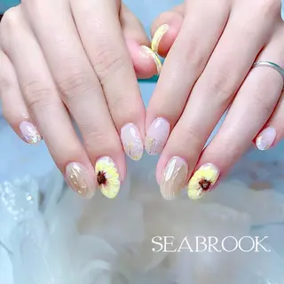 ネイル 鈴木 奈穂子のネイルデザイン