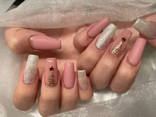 ネイル Roi〈ロワ〉 Minakoのネイルデザイン