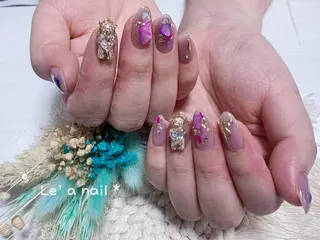 ショート カラー ネイル Lea NAILsalon所属・Le’a NailSalonのネイルデザイン