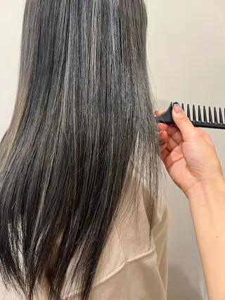ロング たかはし あかりのヘアスタイル