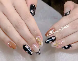 ネイル Ui_Amor (パラジェル)のネイルデザイン