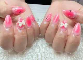 ネイル マジックミラー所属・マジック ミラーのネイルデザイン