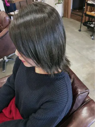 ショート カラー レイヤーカット匠 イソザキノリユキのヘアスタイル